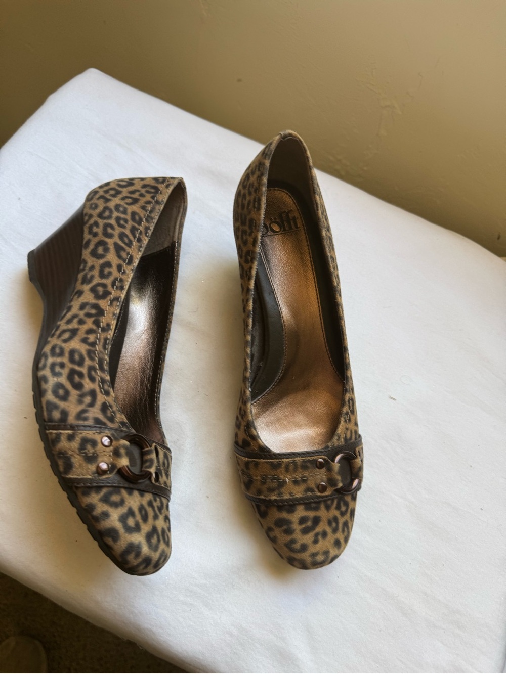 🐆 Sofft Y2K Leopard Leather Print Wedges 🐆 Size 8.5